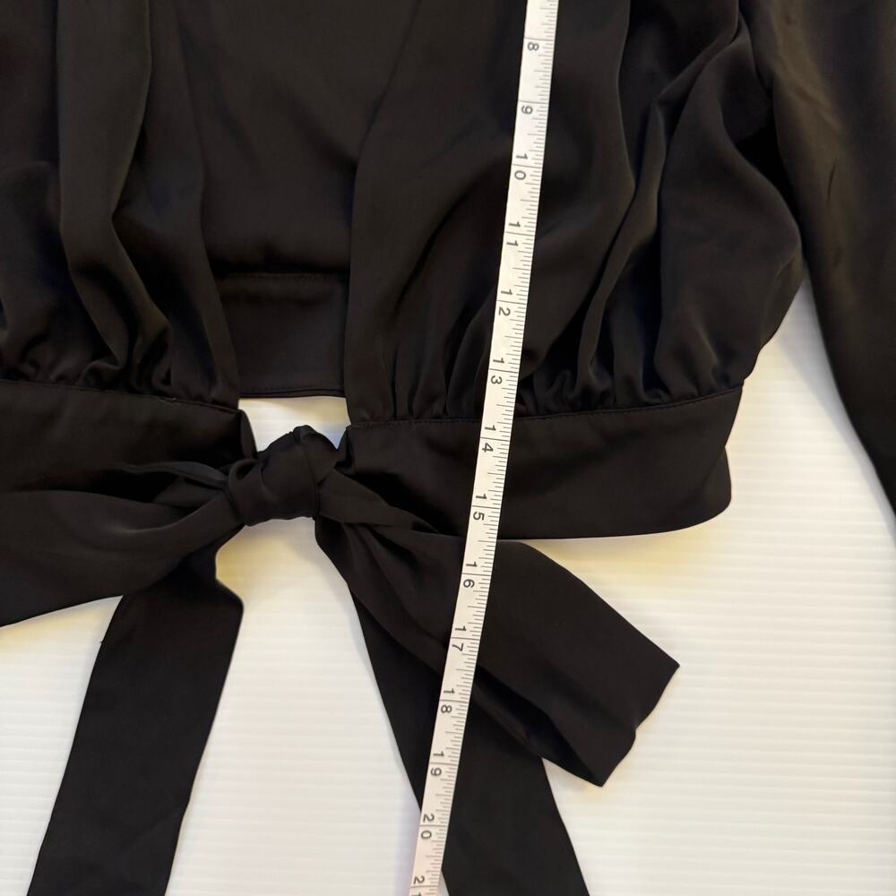NBD Imogen Top Black Satin Cropped Wrap Deep V Tie Blouson Sleeve Padded S Twee - Picture 16 of 16